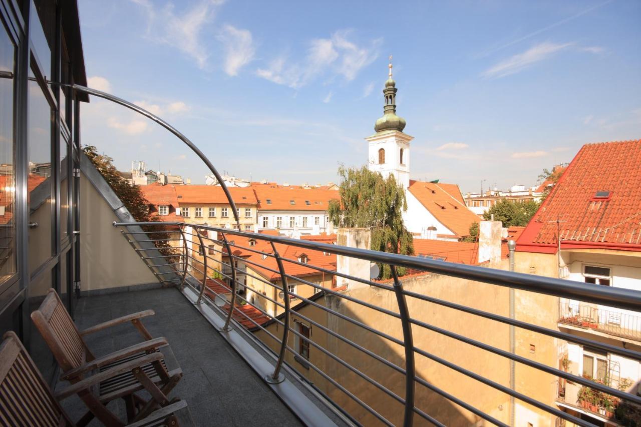 Residence La Familia Prague Extérieur photo