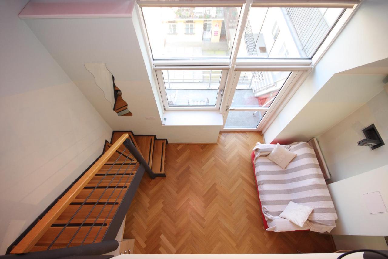 Residence La Familia Prague Extérieur photo